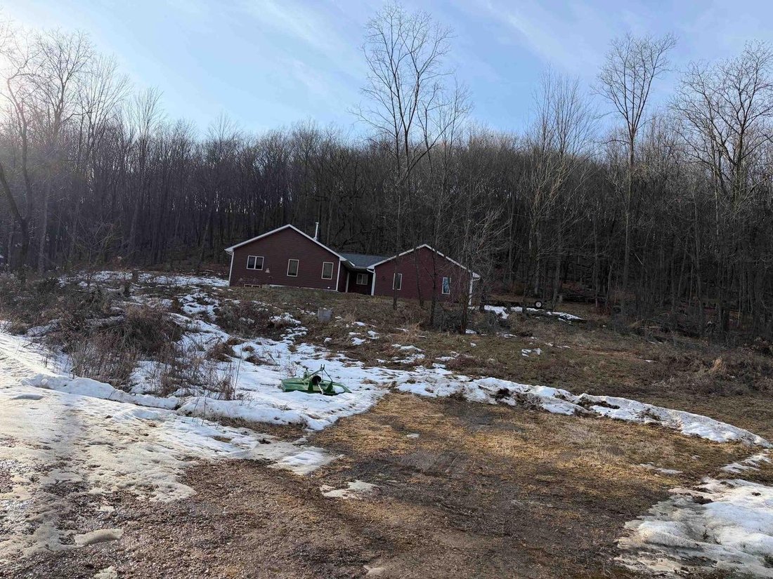 House in Sparta, Wisconsin, United States 1 - 18609101