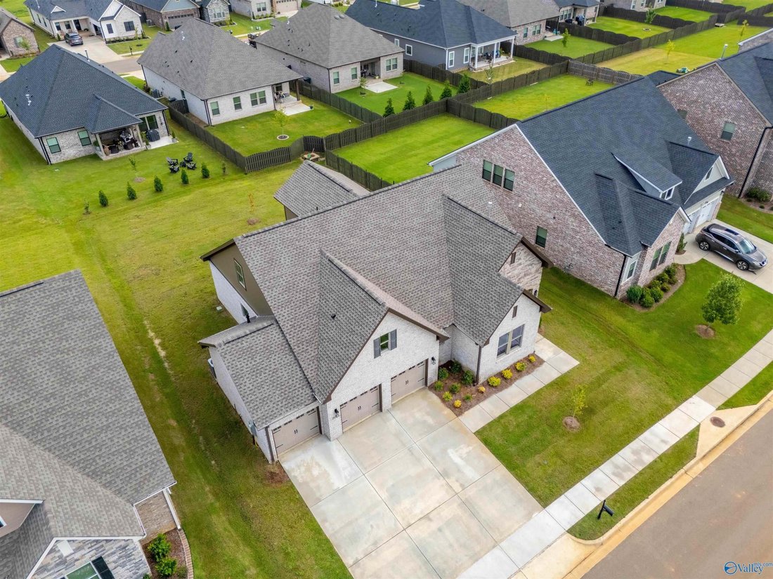 House in Redstone Arsenal, Alabama, United States 3 - 17681453