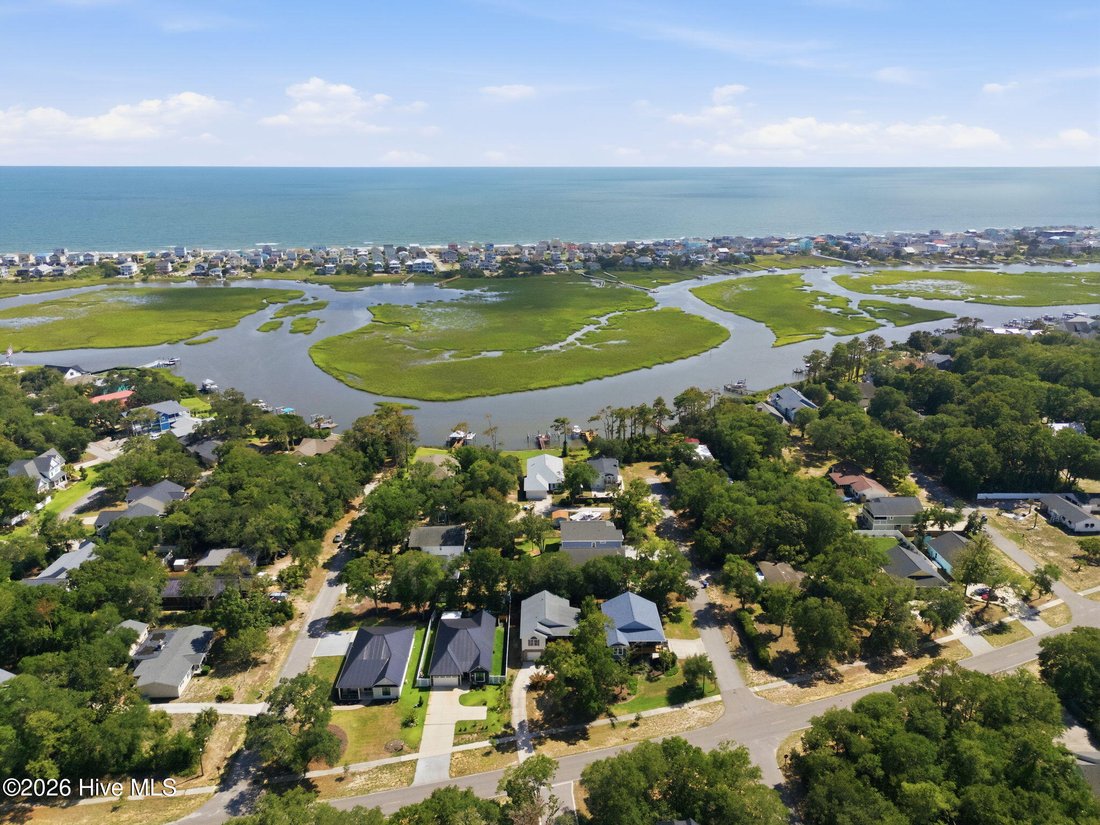 House in Oak Island, North Carolina, United States 2 - 18609468