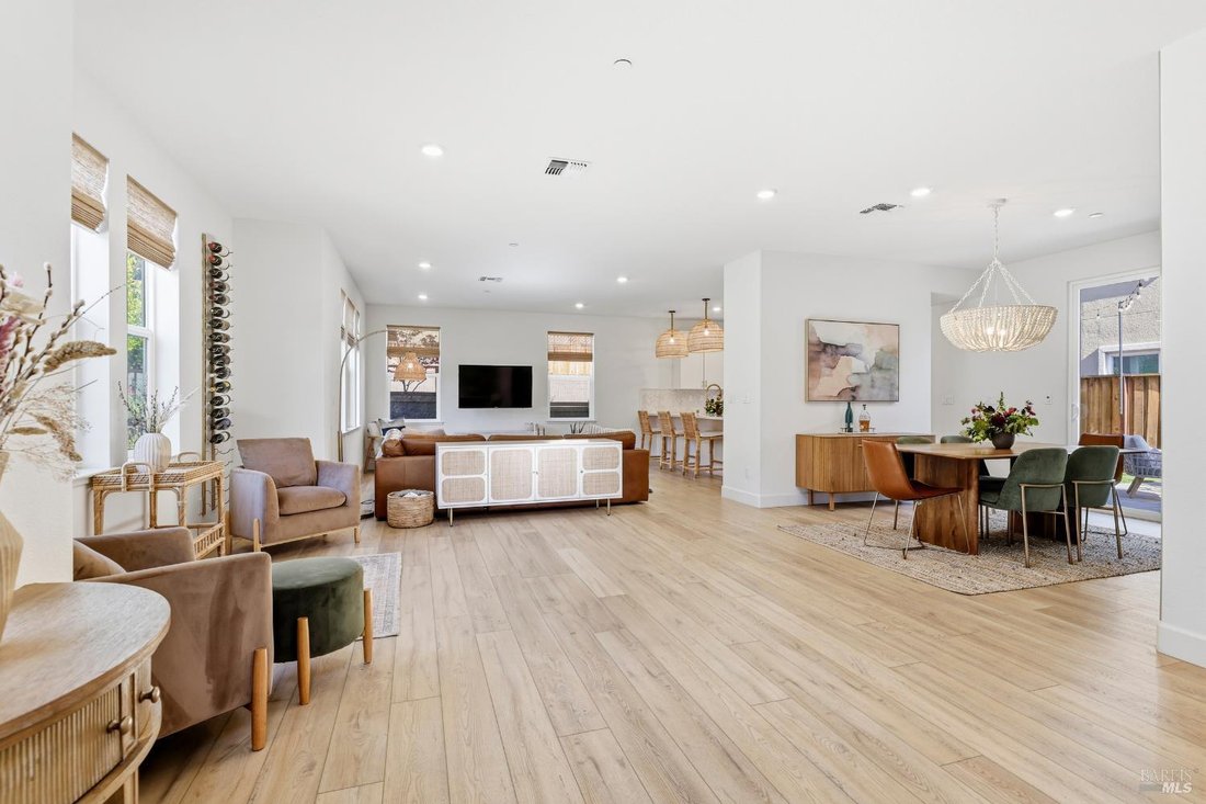 House in Petaluma, California, United States 5 - 18614730