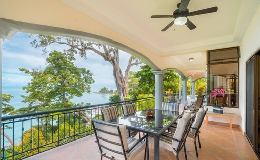 House in Playa Herradura, Puntarenas Province, Costa Rica 1