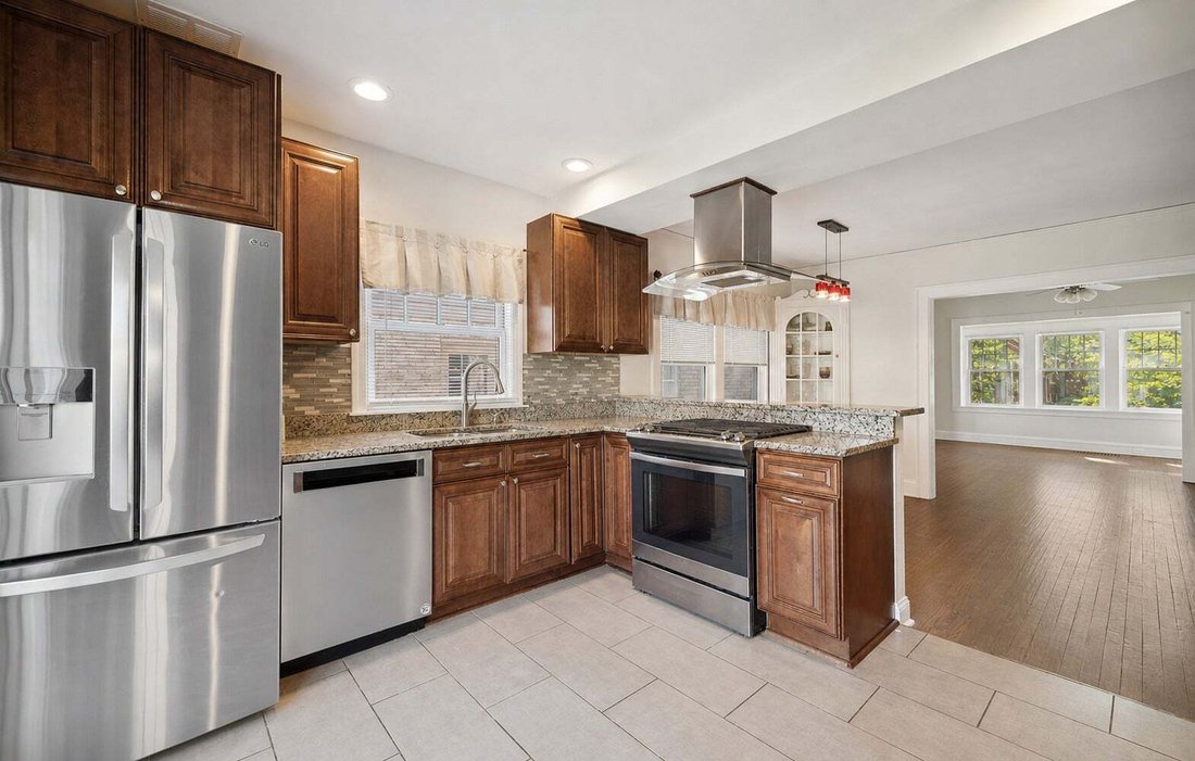House in Evanston, Illinois, United States 4 - 18612699