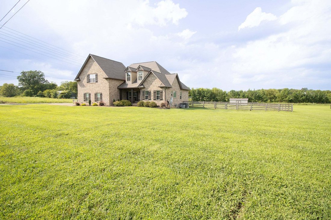 House in Lebanon, Tennessee, United States 2 - 18601674