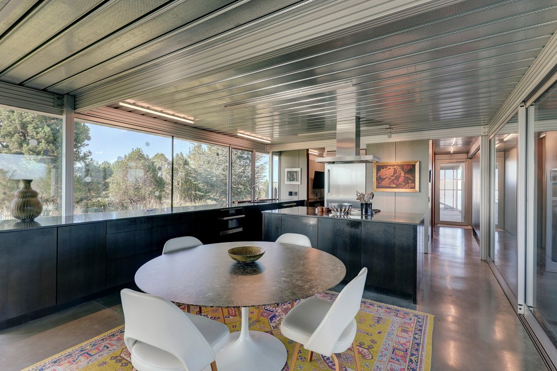 House in Marfa, Texas, United States 3 - 18611347
