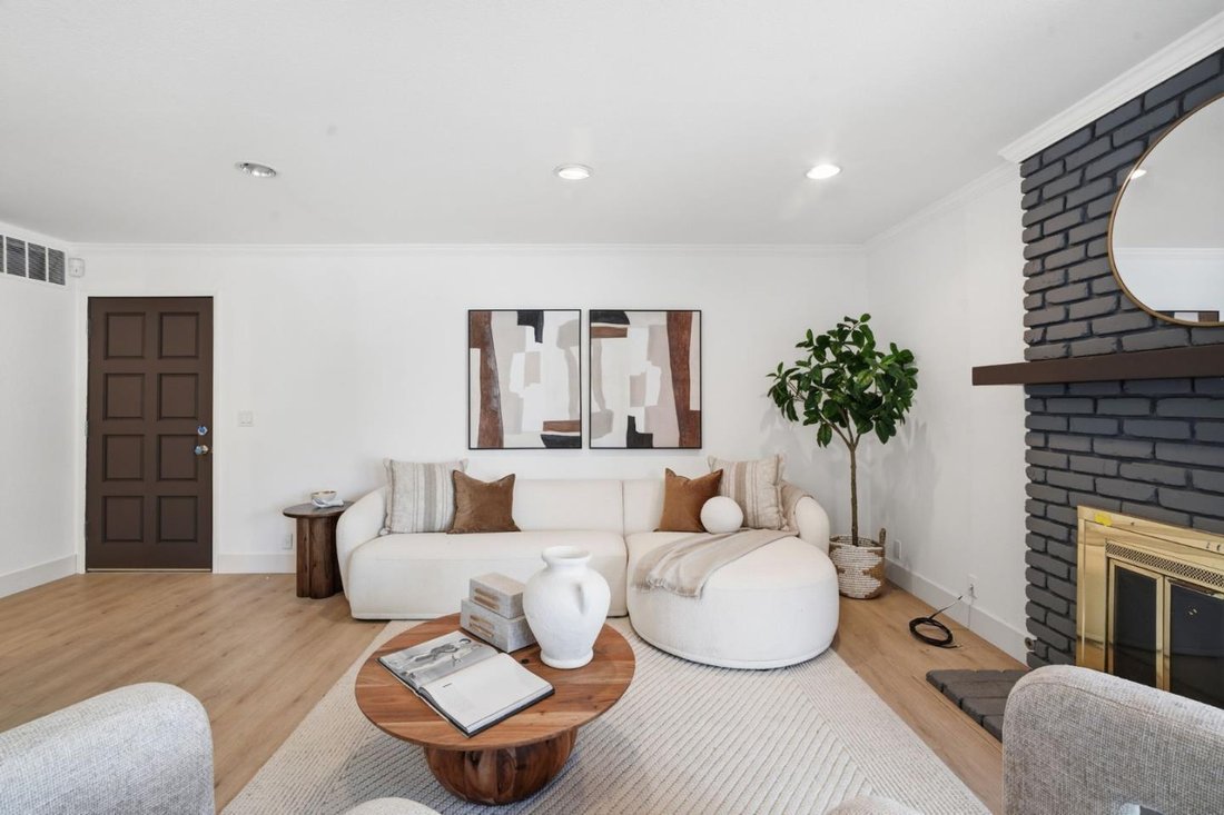 Townhouse in San Jose, California, United States 5 - 18610017