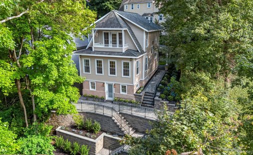 House in Sea Cliff, New York, United States 1