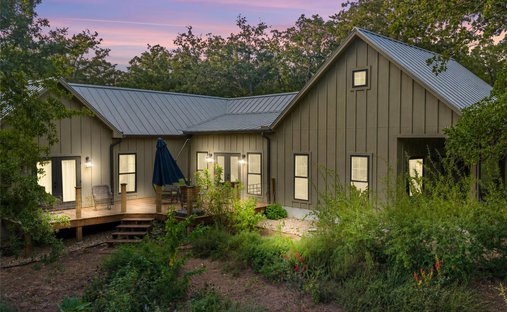 House in Smithville, Texas, United States 1