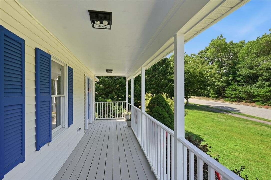 House in Coventry, Rhode Island, United States 4 - 18611828