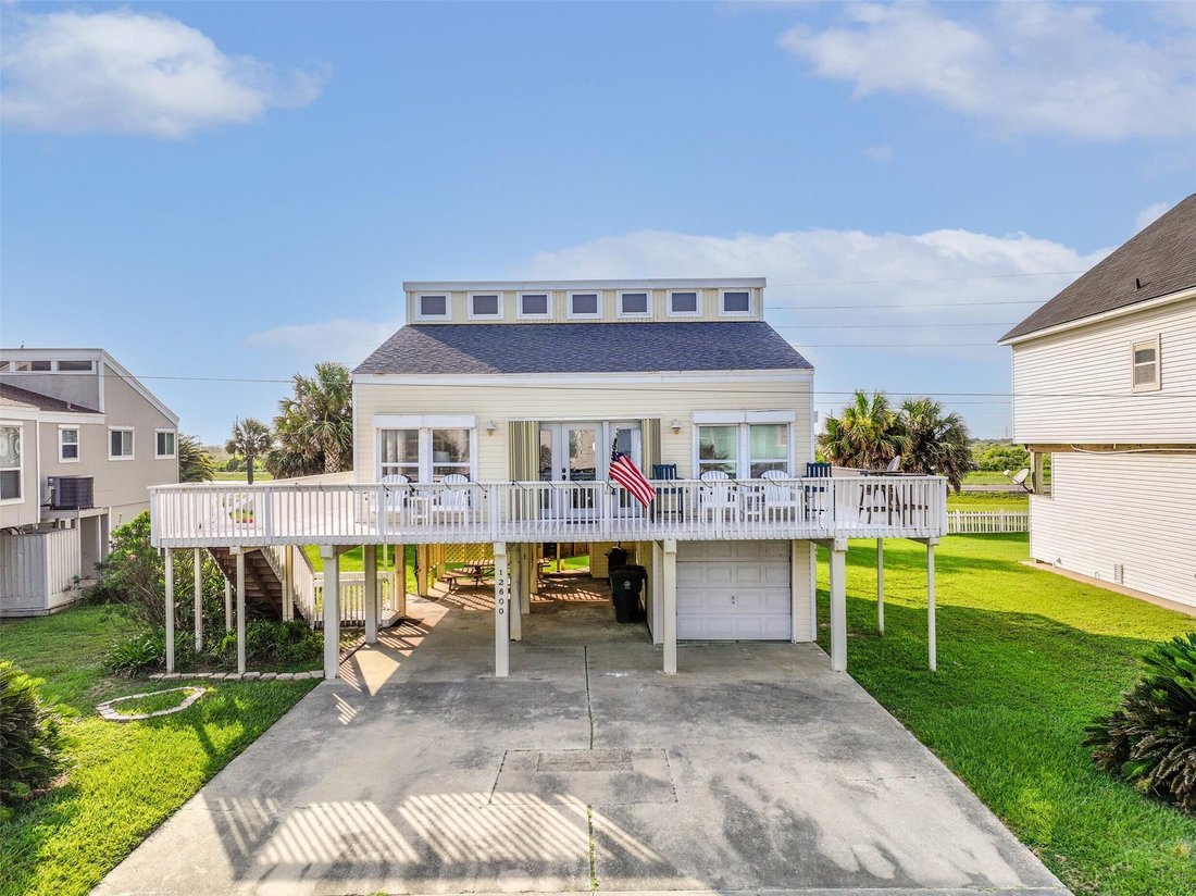 House in Galveston, Texas, United States 1 - 18610185