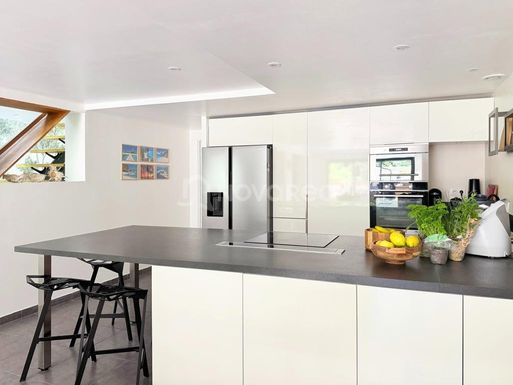 Apartment in Gelos, Nouvelle-Aquitaine, France 5 - 18600538