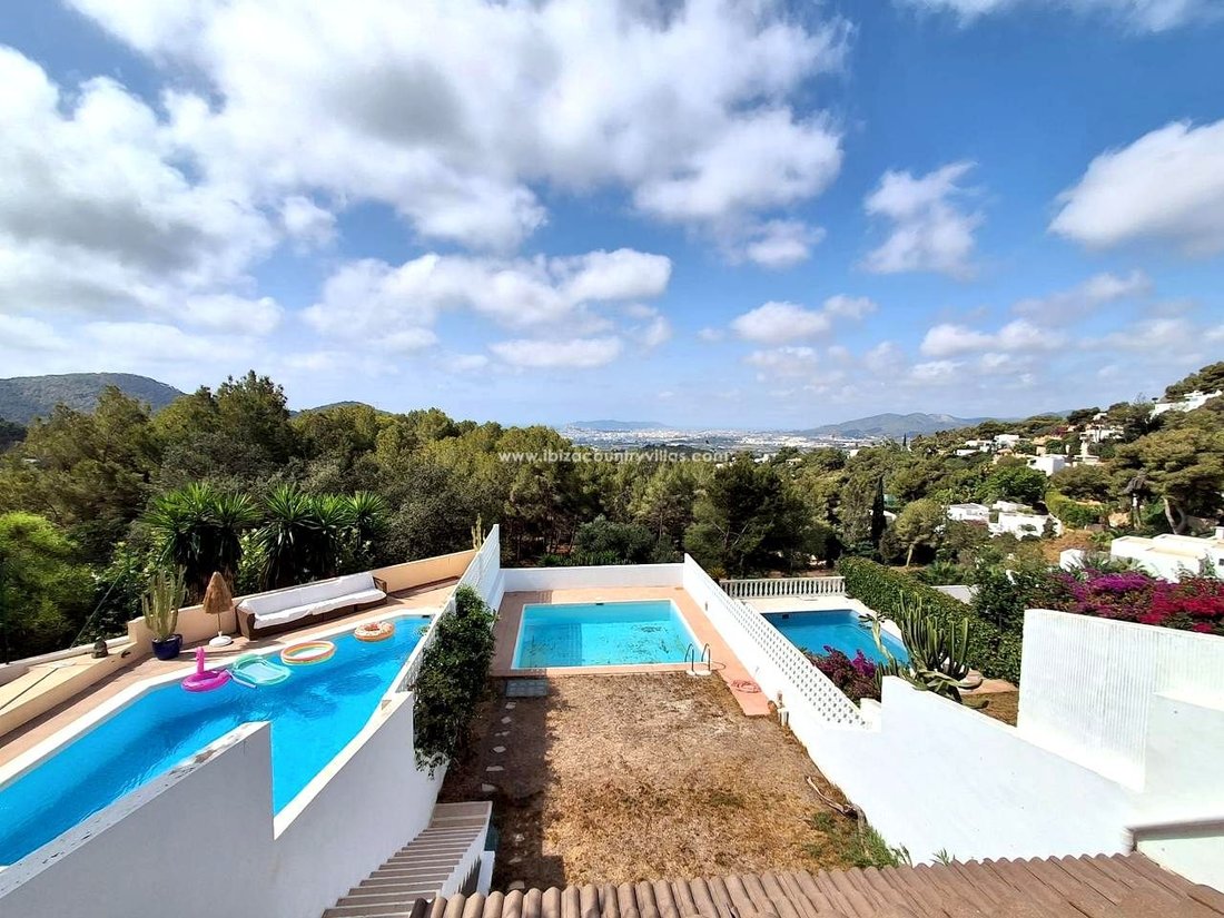 Villa in Can Furnet, Santa Eularia des Riu, Balearic Islands 1 - 18610193