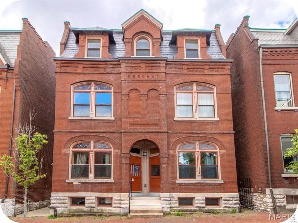 St. Louis, Missouri, United States 3 - 18609280