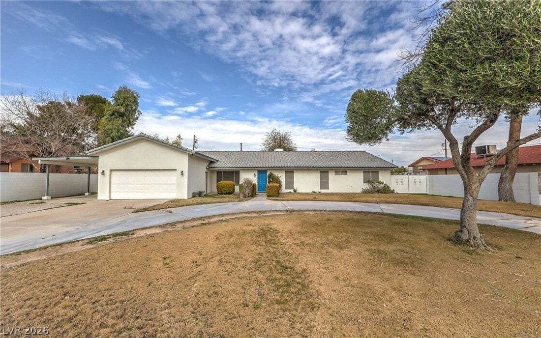 House in Las Vegas, Nevada, United States 2 - 18615308
