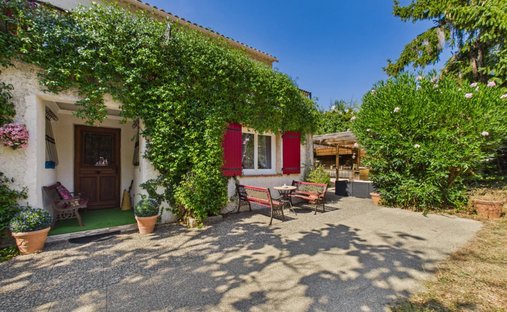 House in Tourrette-Levens, Provence-Alpes-Côte d'Azur, France 1