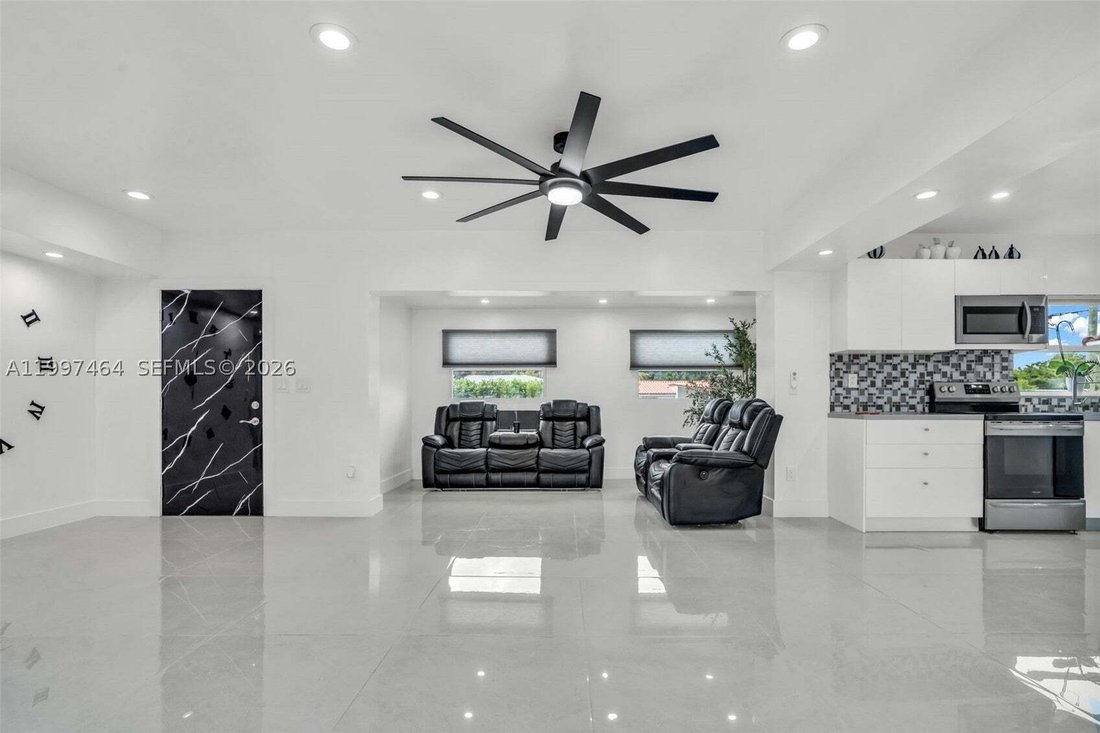 House in Miami, Florida, United States 3 - 17621414