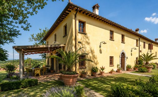 Villa in San Miniato, Tuscany, Italy 1