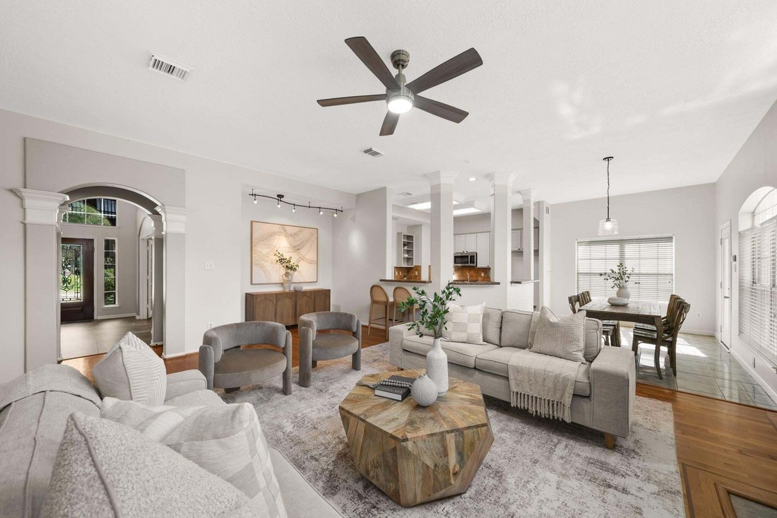 House in Friendswood, Texas, United States 5 - 18613424