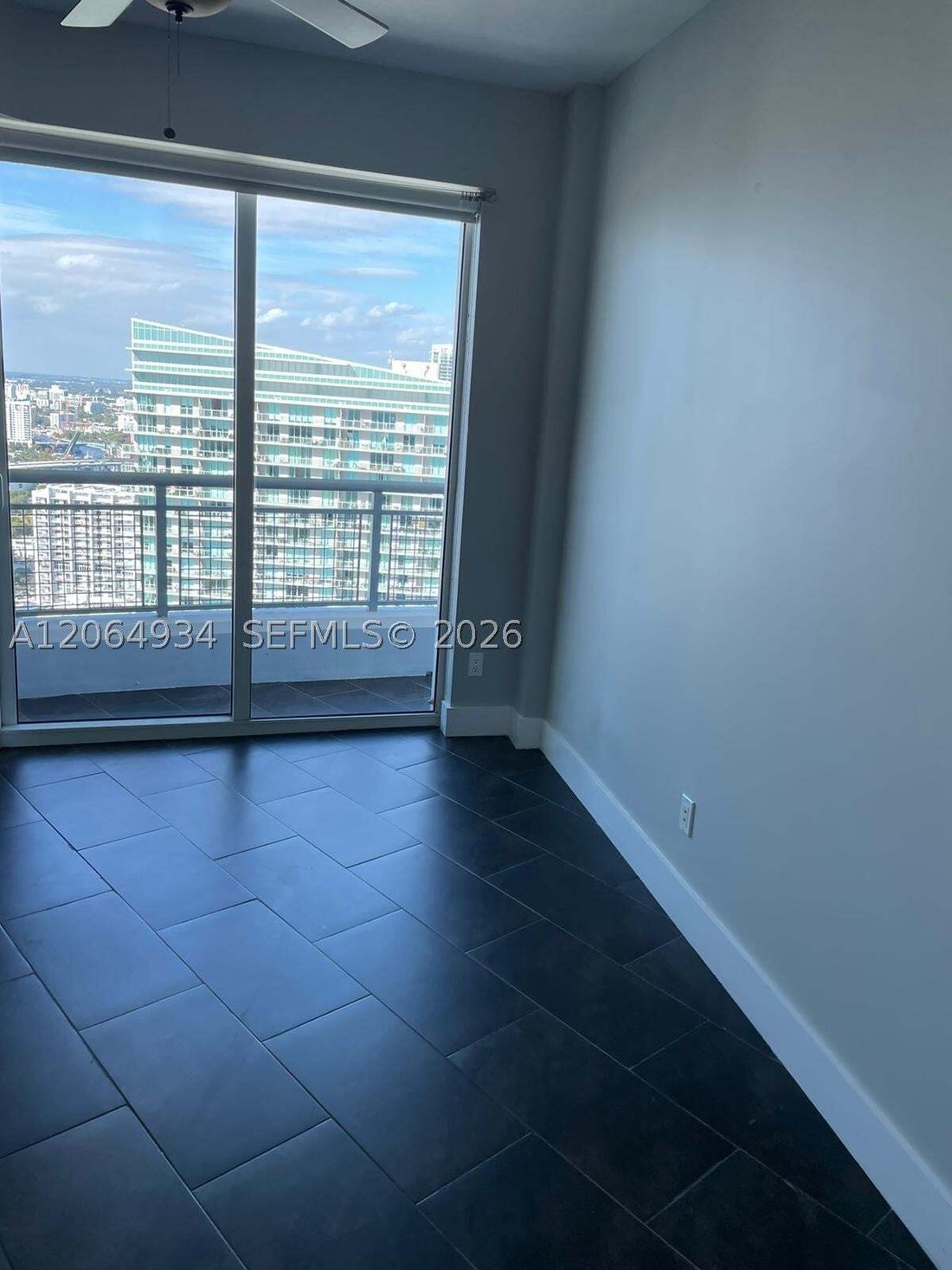 Condo in Miami, Florida, United States 4 - 18612524