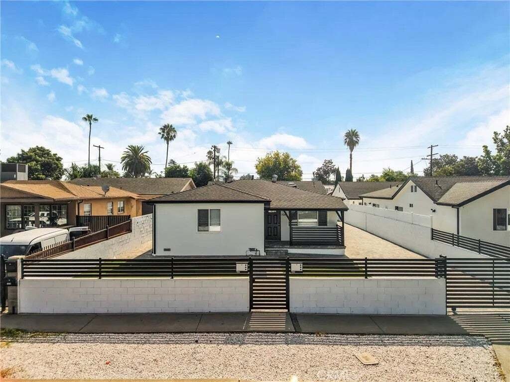 House in Los Angeles, California, United States 2 - 18615438