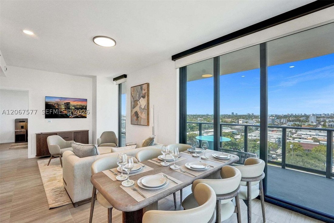 Condo in Miami Beach, Florida, United States 5 - 18612511