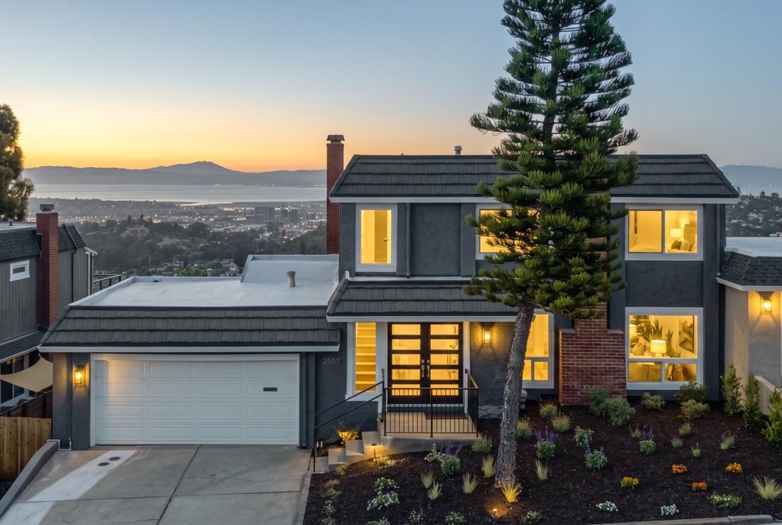 House in Belmont, California, United States 1 - 18612054