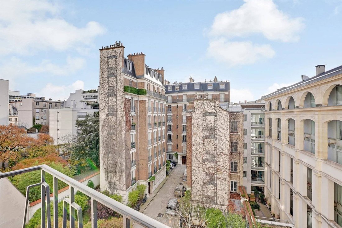 Apartment in Invalides, Paris 7e Arrondissement, Paris 4 - 16708359