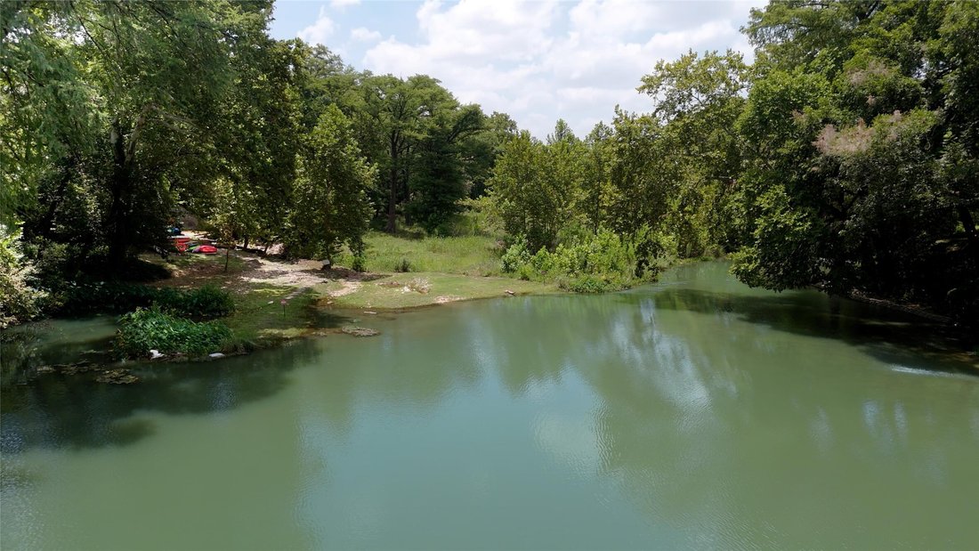 House in New Braunfels, Texas, United States 4 - 18613064