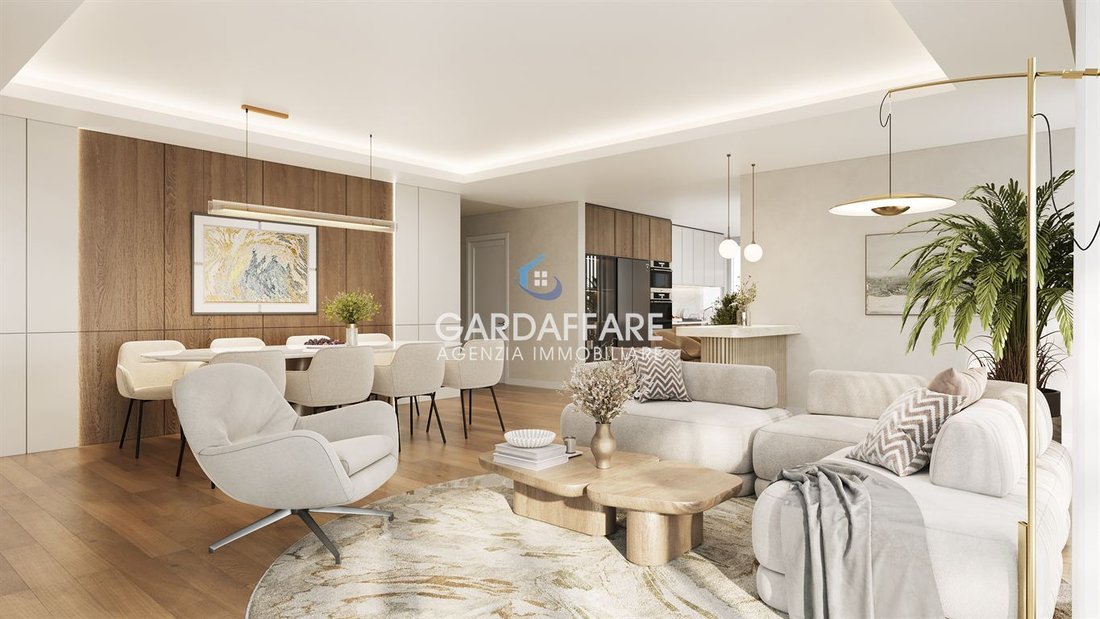 Apartment in Desenzano Centro, Desenzano del Garda, Lombardy 2 - 18611802