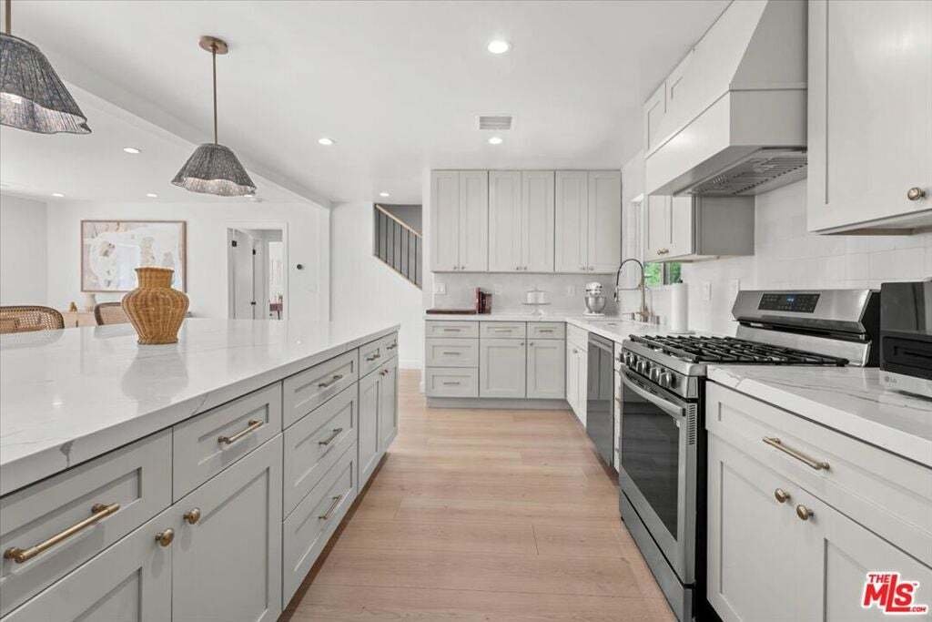 House in Los Angeles, California, United States 5 - 18611826