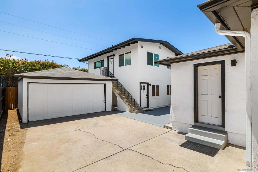 Chula Vista, California, United States 2 - 18612791