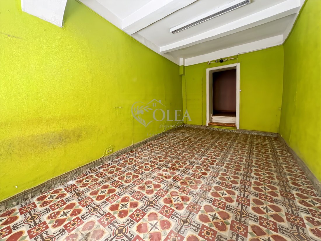 Apartment in Saint-Quentin-la-Poterie, Occitania, France 2 - 18614921