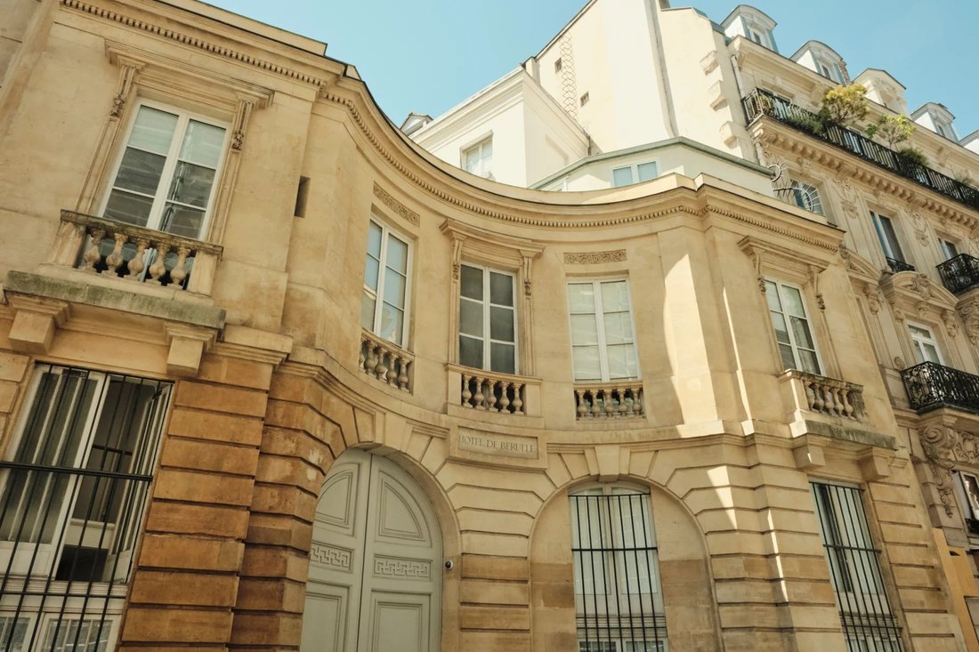 Apartment in Saint Thomas d'Aquin, Paris 7e Arrondissement, Paris 1 - 18610617