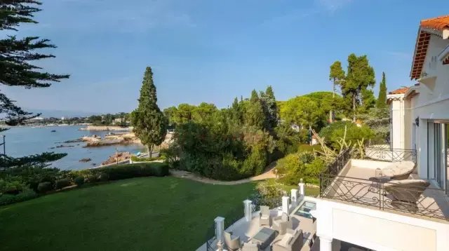 Villa in Les Bastides, Antibes, France 2 - 16027984