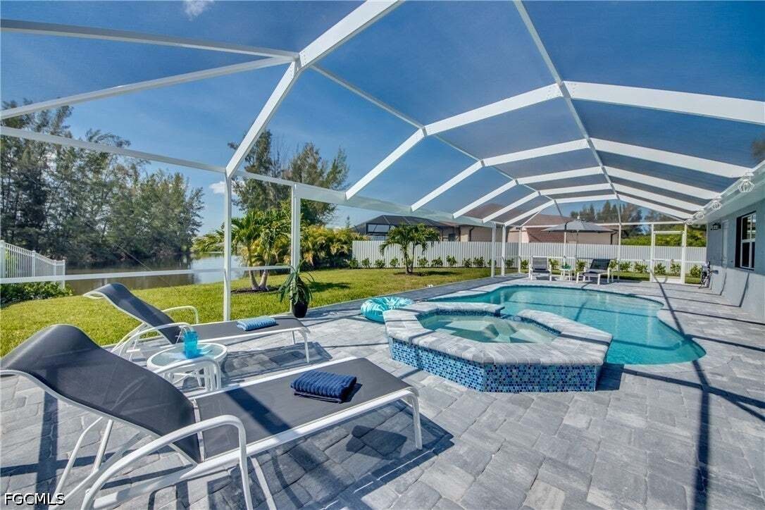 House in Cape Coral, Florida, United States 5 - 18612003
