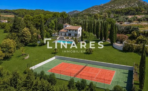 Maison à Est, Gémenos, France 1