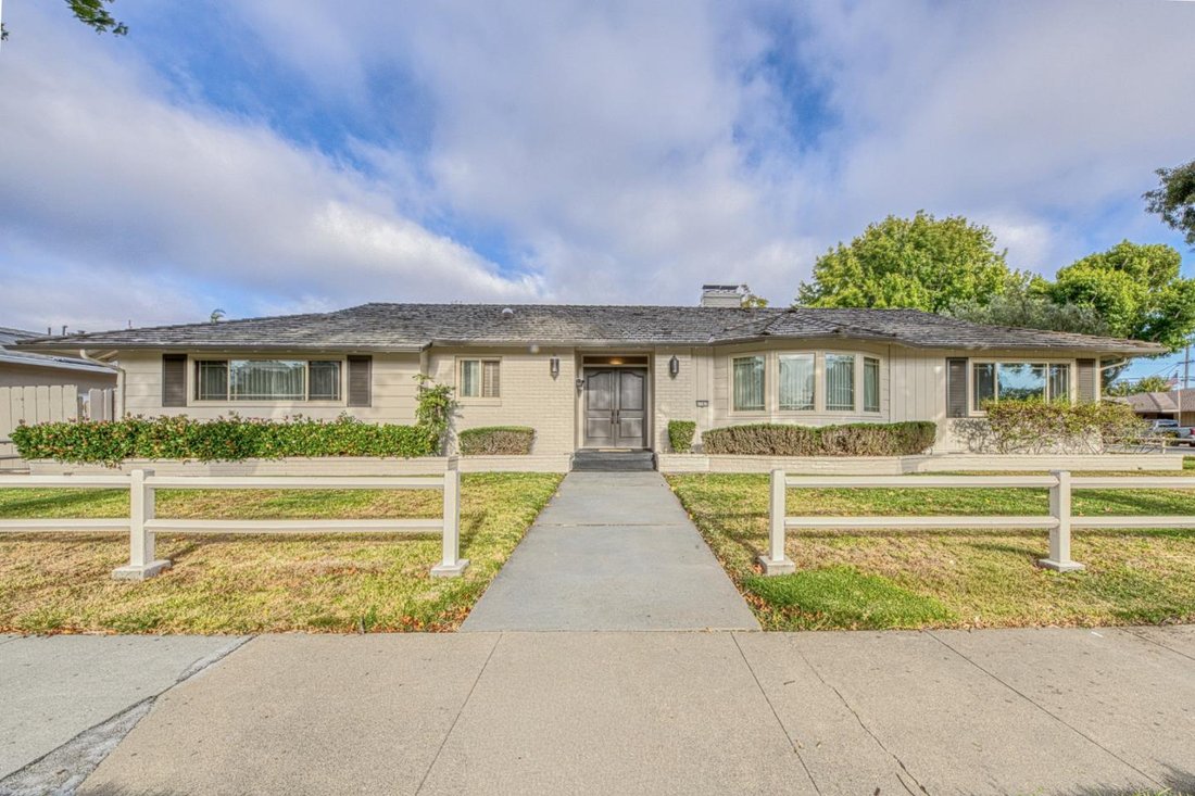 House in Salinas, California, United States 1 - 18610029