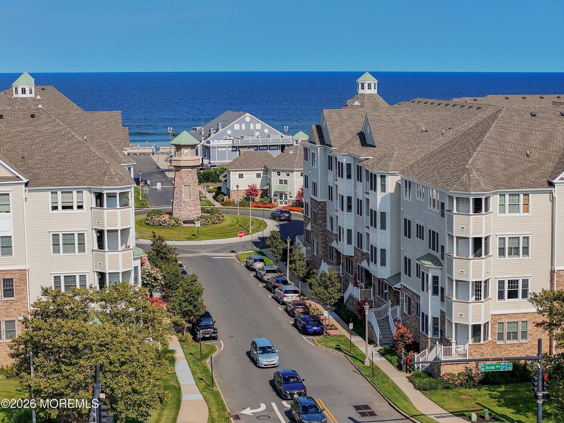 Condo in Long Branch, New Jersey, United States 1 - 18610270