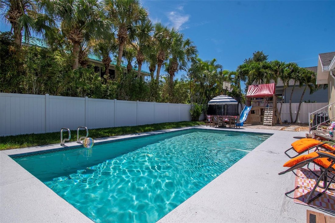 House in St. Petersburg, Florida, United States 4 - 18615141