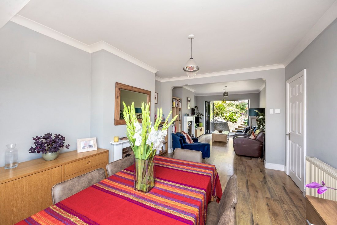 Bungalow in Patcham, England 5 - 18610548