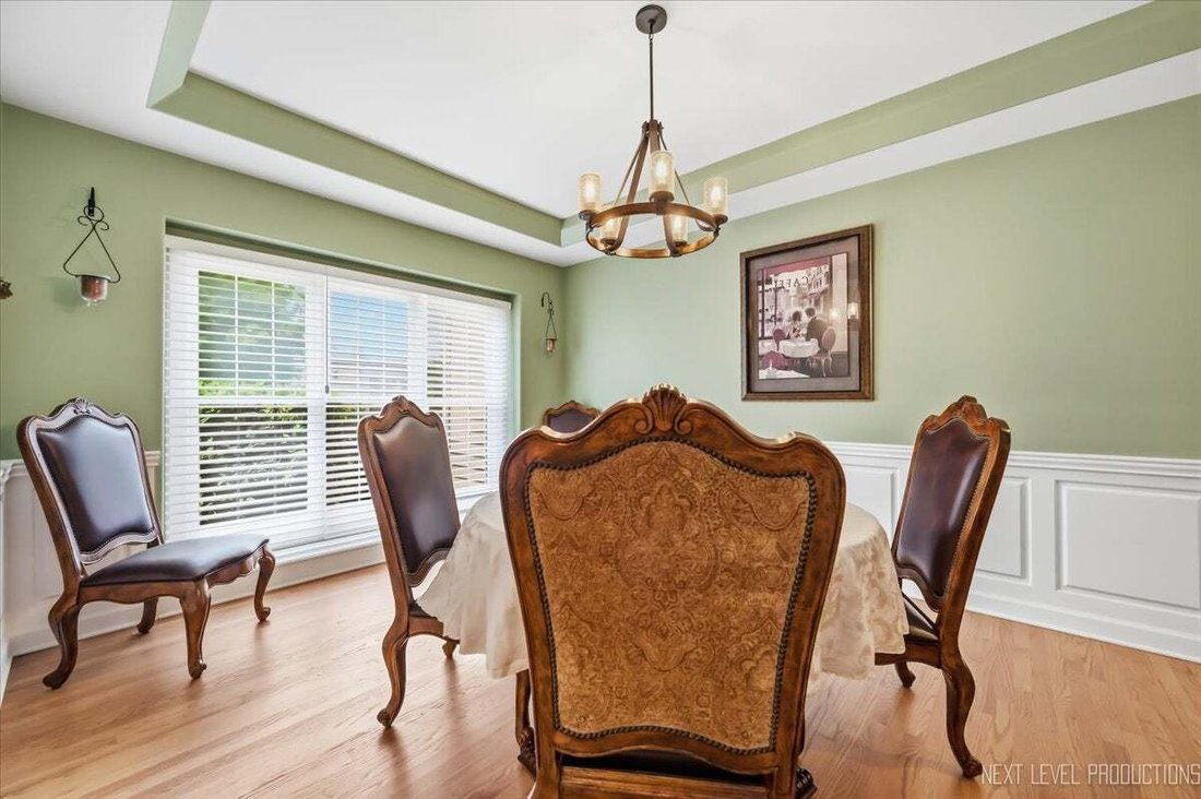 House in North Aurora, Illinois, United States 5 - 18609536