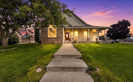 House in West Richland, Washington, United States 1