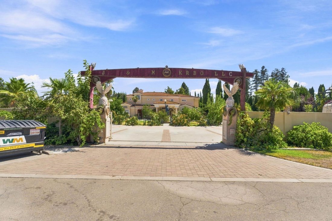 House in Fresno, California, United States 5 - 18612654
