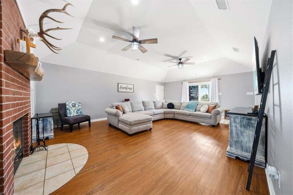 House in Whitney, Texas, United States 5 - 18613323