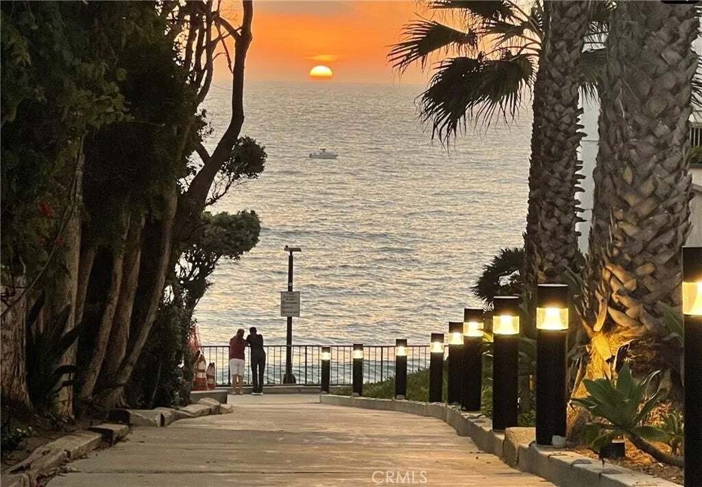 Condo in Torrance, California, United States 5 - 18605593