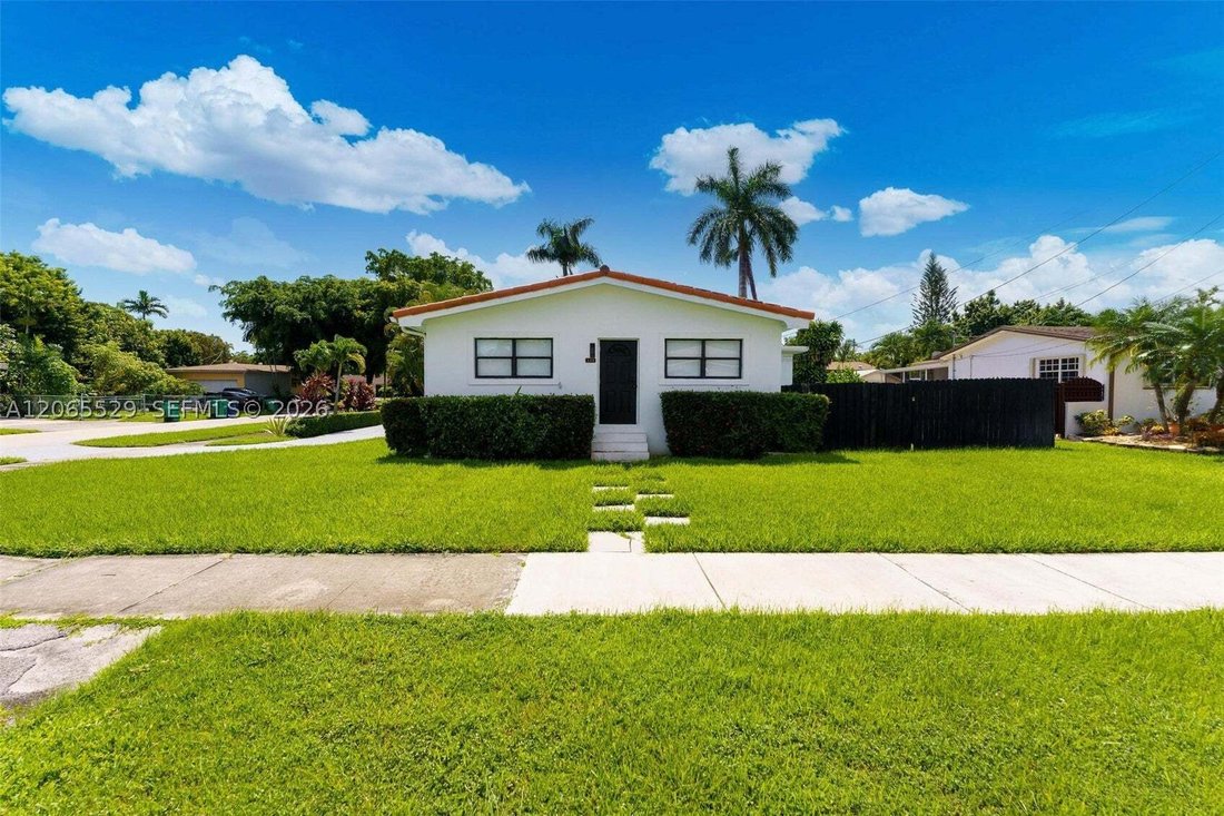 House in Miami, Florida, United States 3 - 18609275