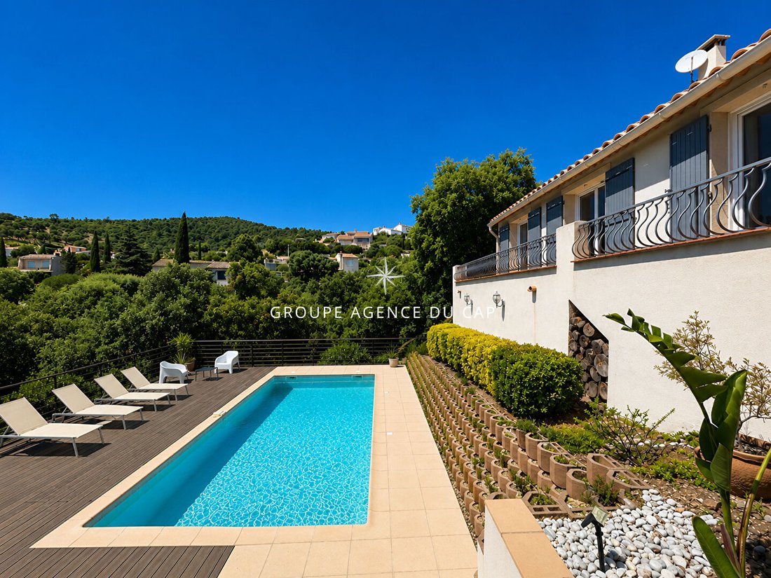 Villa à Les Issambres, Roquebrune-sur-Argens, France 3 - 18614034