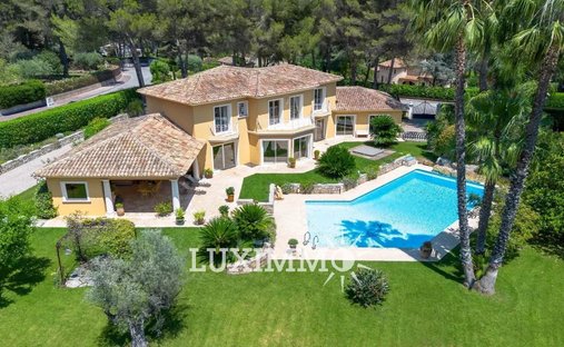 Villa in Mougins, Provence-Alpes-Côte d'Azur, France 1