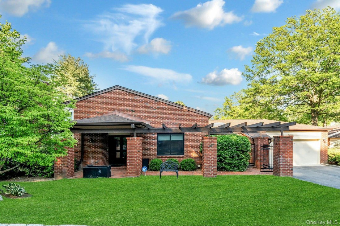 Condo in Manhasset, New York, United States 1 - 18612287