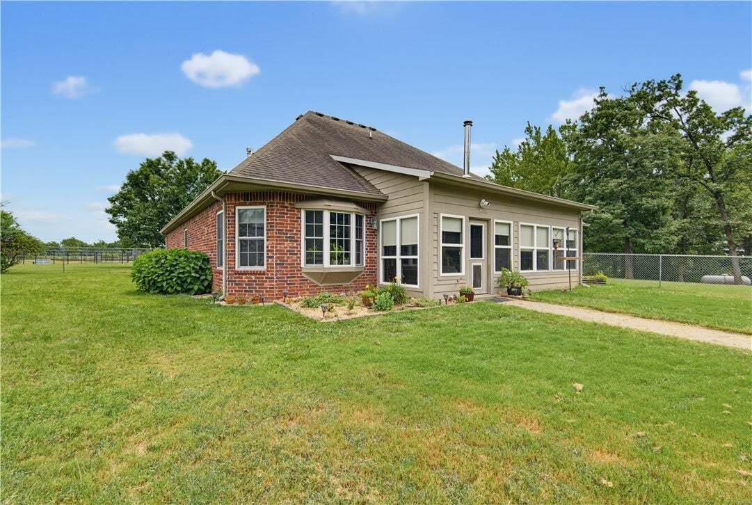 House in Maysville, Arkansas, United States 3 - 18609044