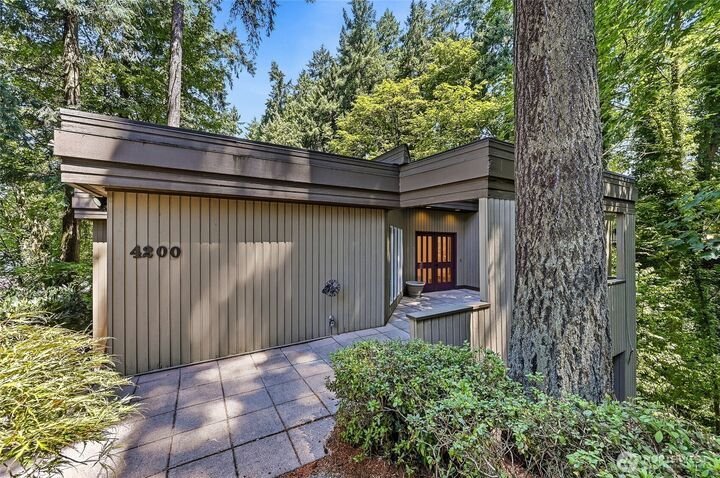 House in Bellevue, Washington, United States 3 - 18614985